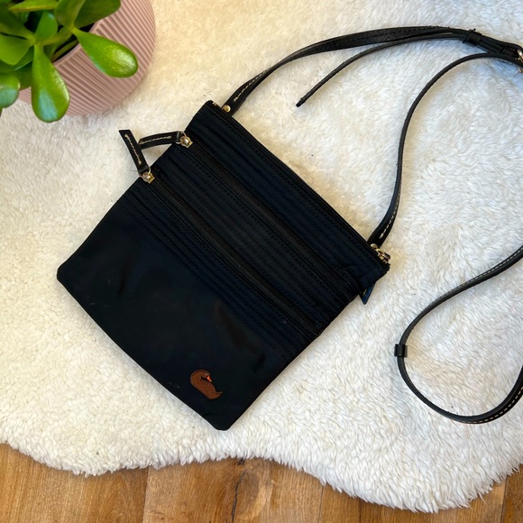 Dooney & Bourke Handbags - DOONEY & BOURKE Black Cross body Small Bag